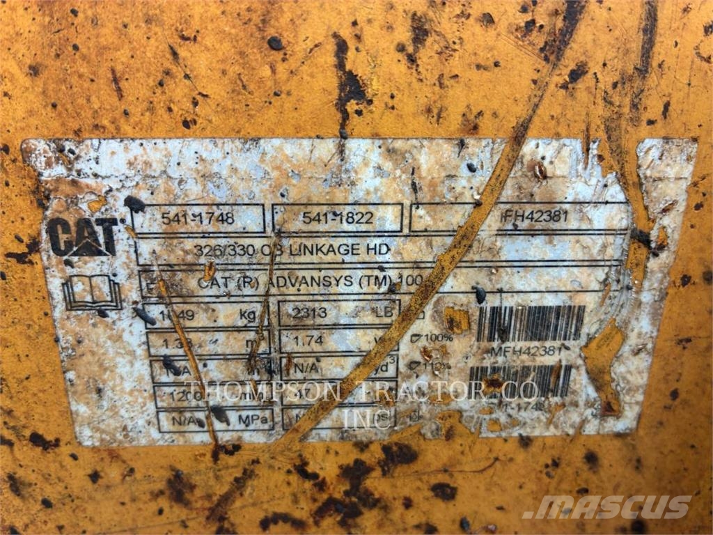 CAT 335 حفارات زحافة