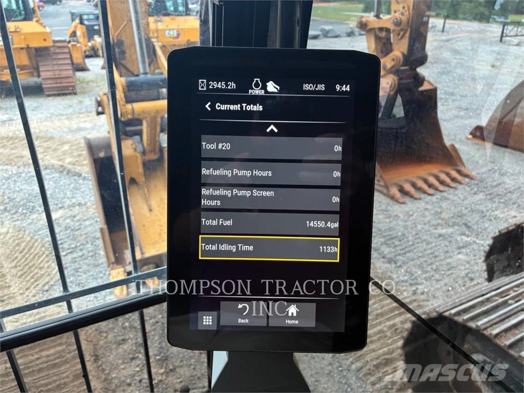 CAT 335 حفارات زحافة