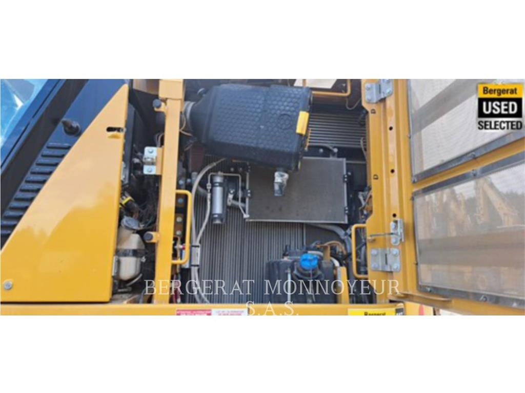 CAT 335 Escavatori cingolati