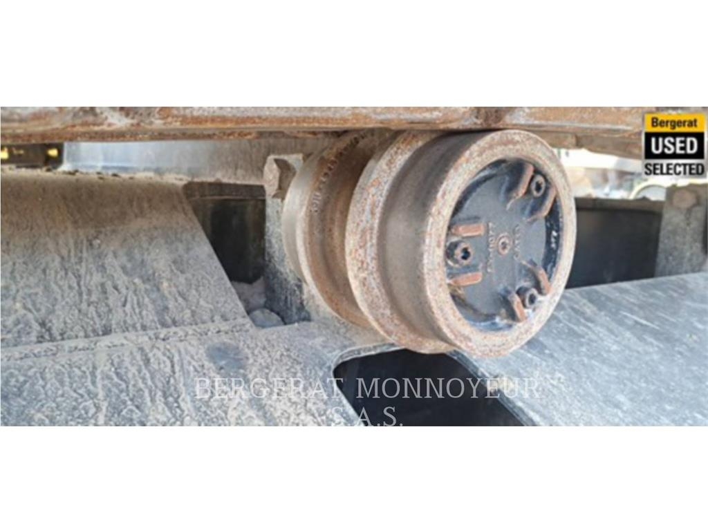 CAT 335 Escavatori cingolati