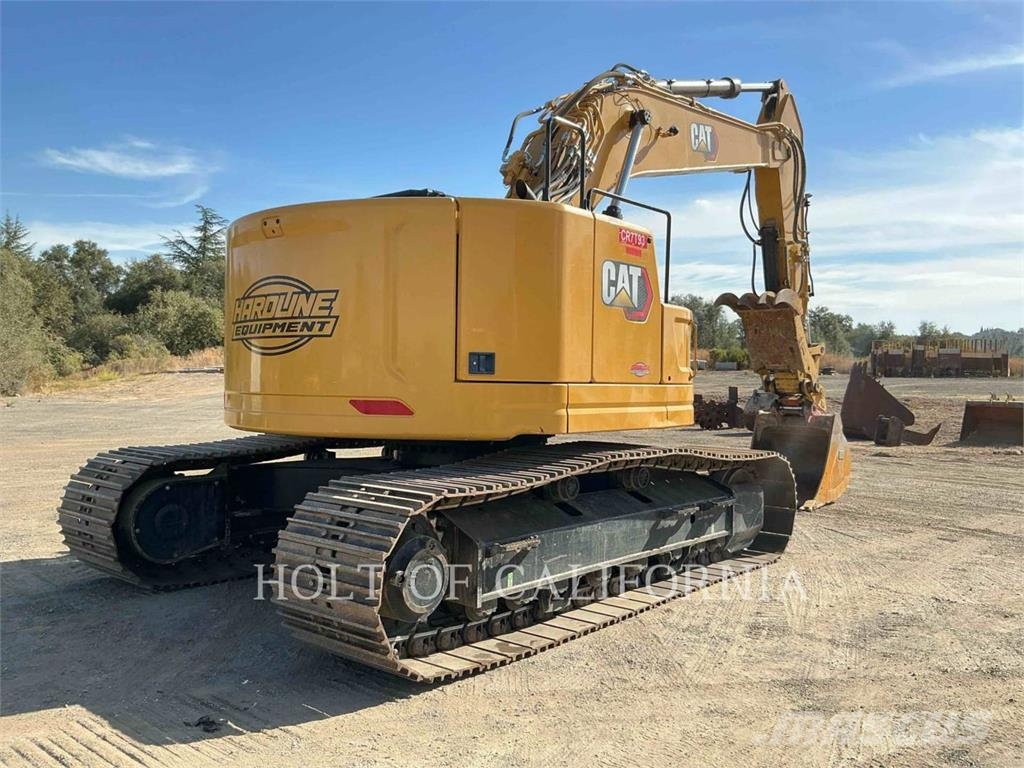 CAT 335 حفارات زحافة