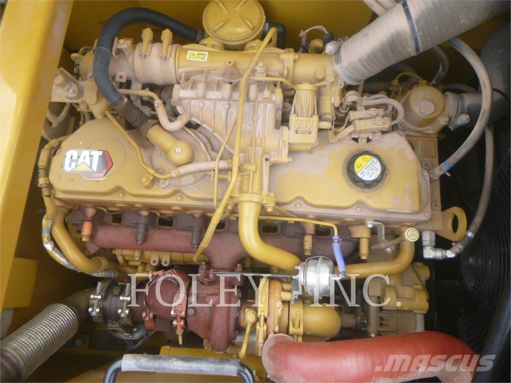 CAT 335-07 Bagri goseničarji