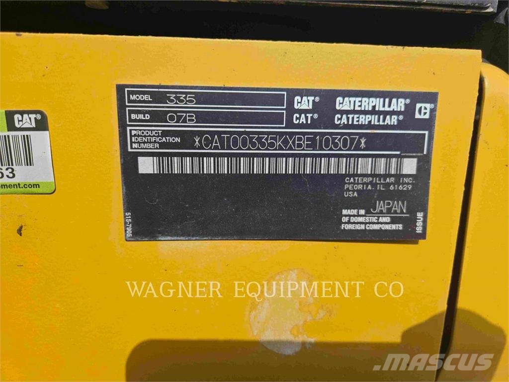 CAT 33507 Roomikekskavaatorid