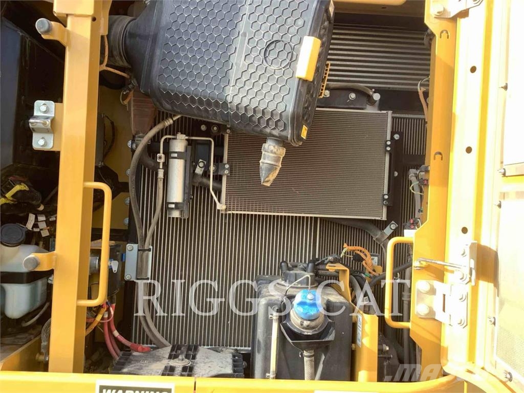 CAT 33507 Raupenbagger