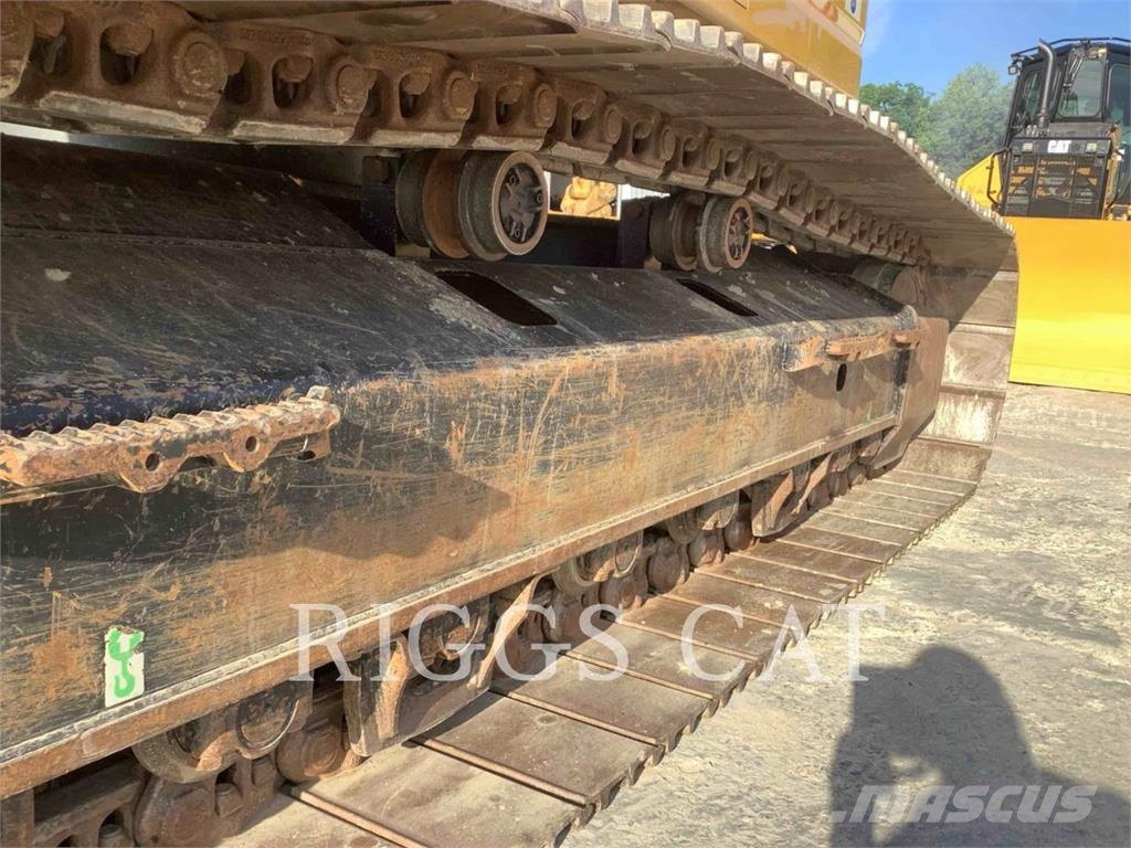CAT 33507 Raupenbagger