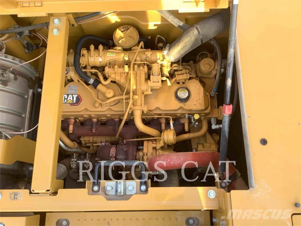 CAT 33507 Raupenbagger