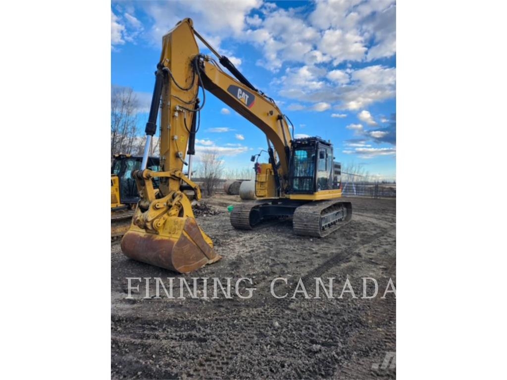CAT 335F حفارات زحافة