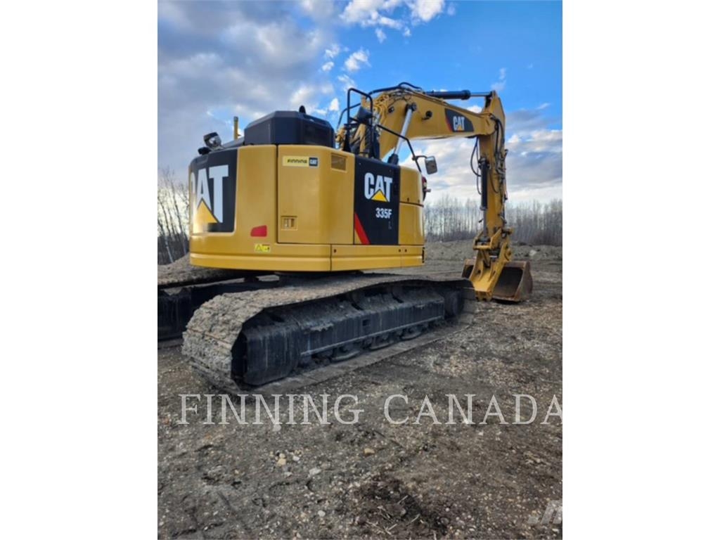 CAT 335F حفارات زحافة