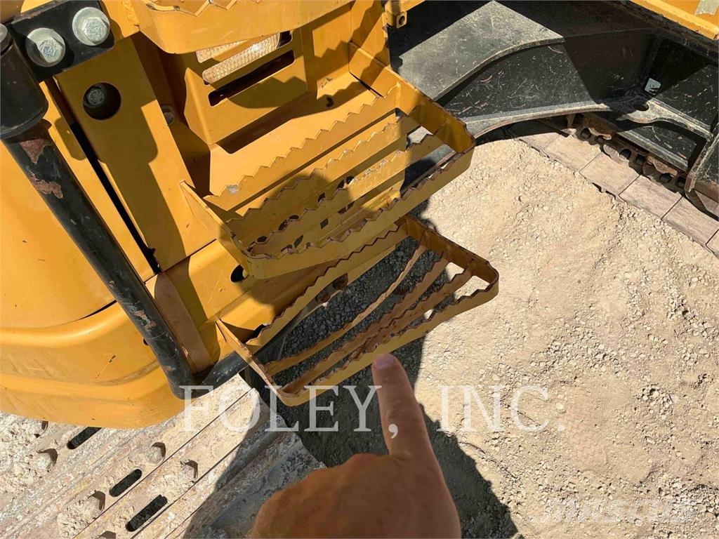 CAT 335FLCR Bagri goseničarji