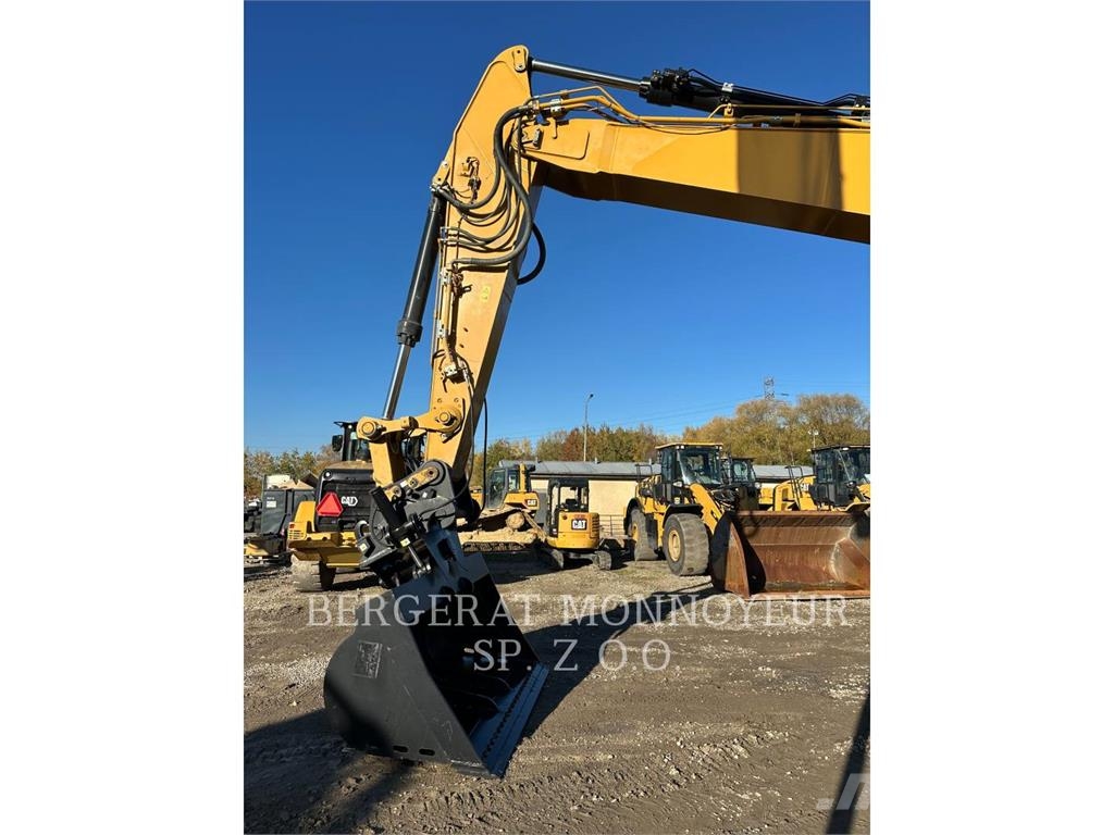 CAT 336 Crawler excavators