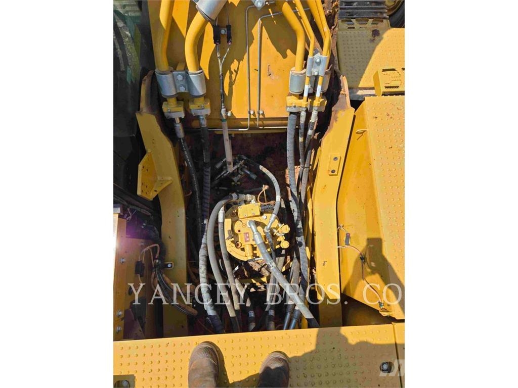 CAT 336 大型油圧ショベル12t以上(パワーショベル・ユンボ)