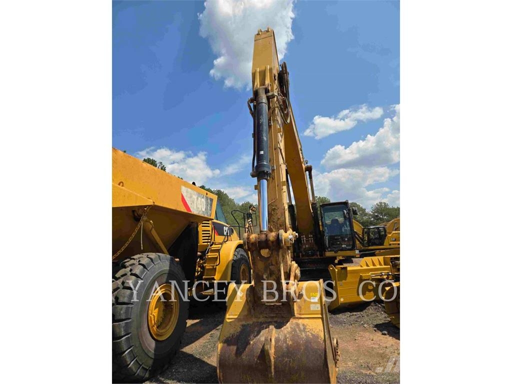 CAT 336 大型油圧ショベル12t以上(パワーショベル・ユンボ)