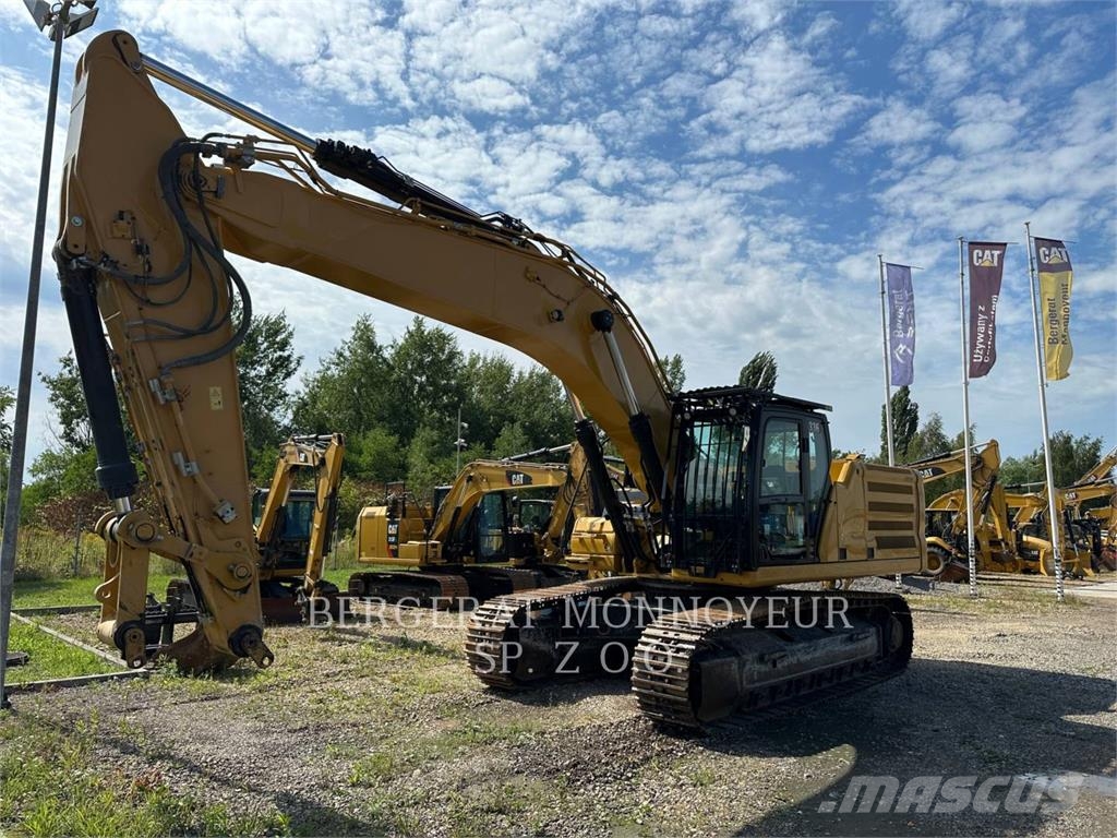 CAT 336-07 حفارات زحافة