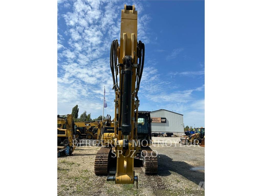 CAT 336-07 حفارات زحافة