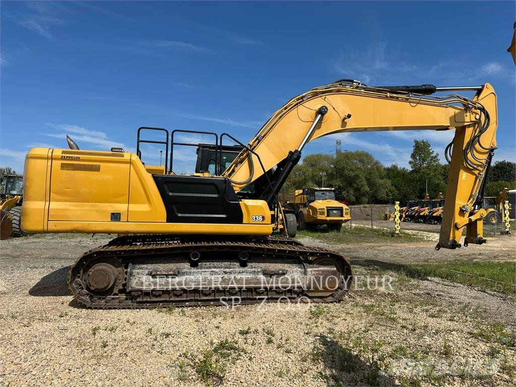 CAT 336-07 حفارات زحافة