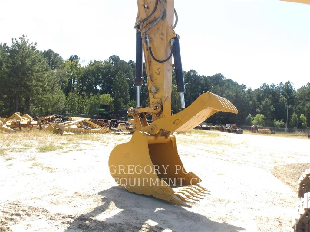 CAT 336-08 Lánctalpas kotrók