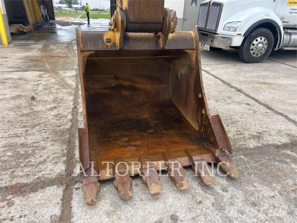 CAT 336-08 3D Гусеничні екскаватори