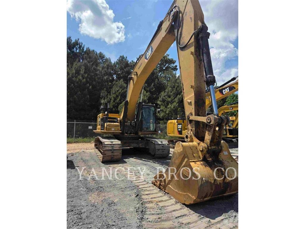 CAT 33607 Kāpurķēžu ekskavatori