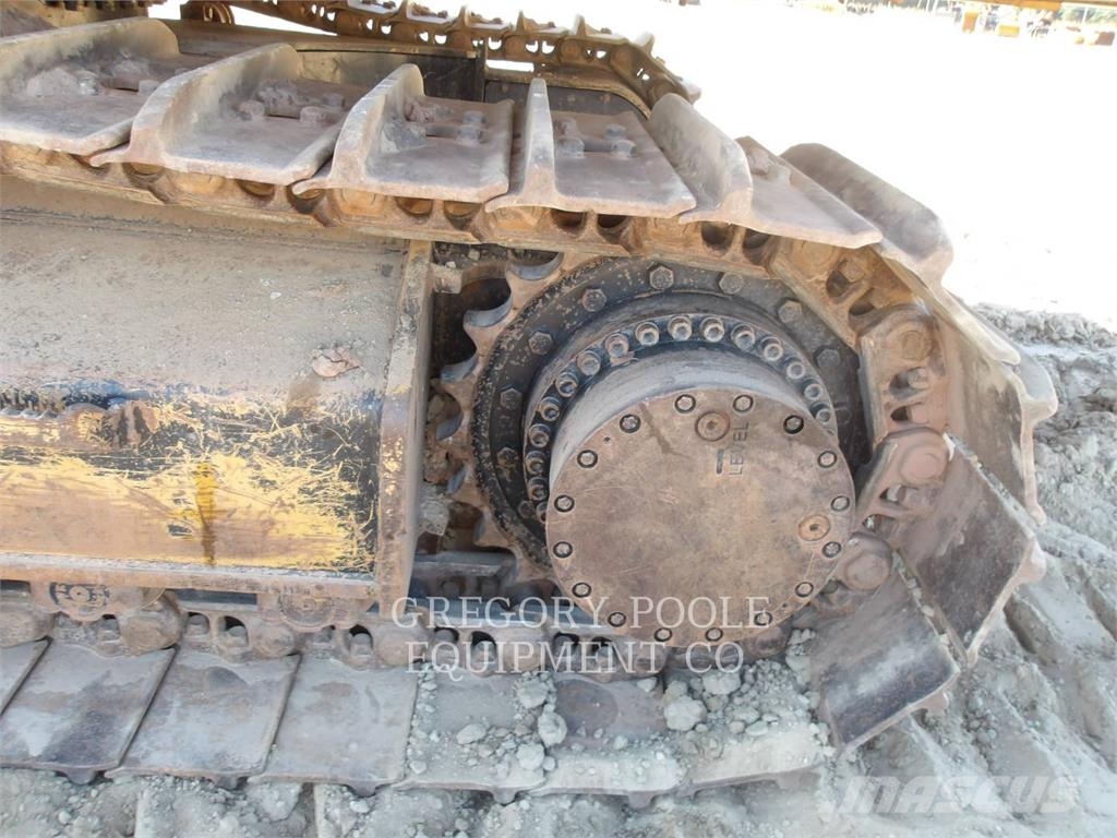CAT 33607 Lánctalpas kotrók