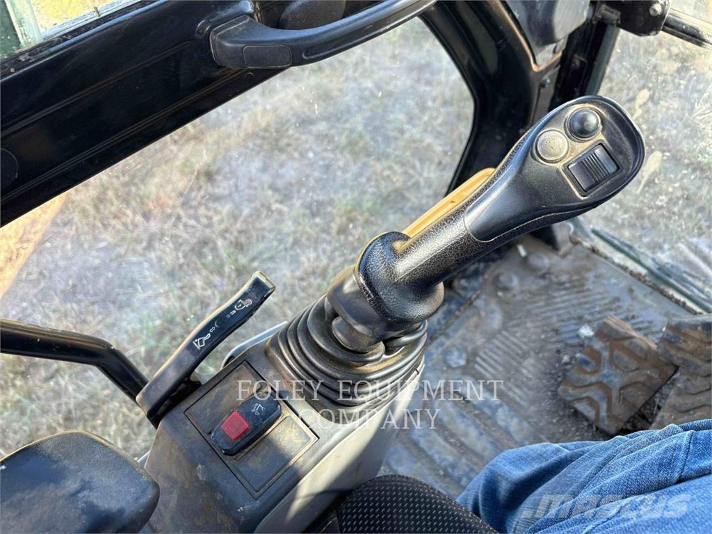 CAT 33607 Kāpurķēžu ekskavatori