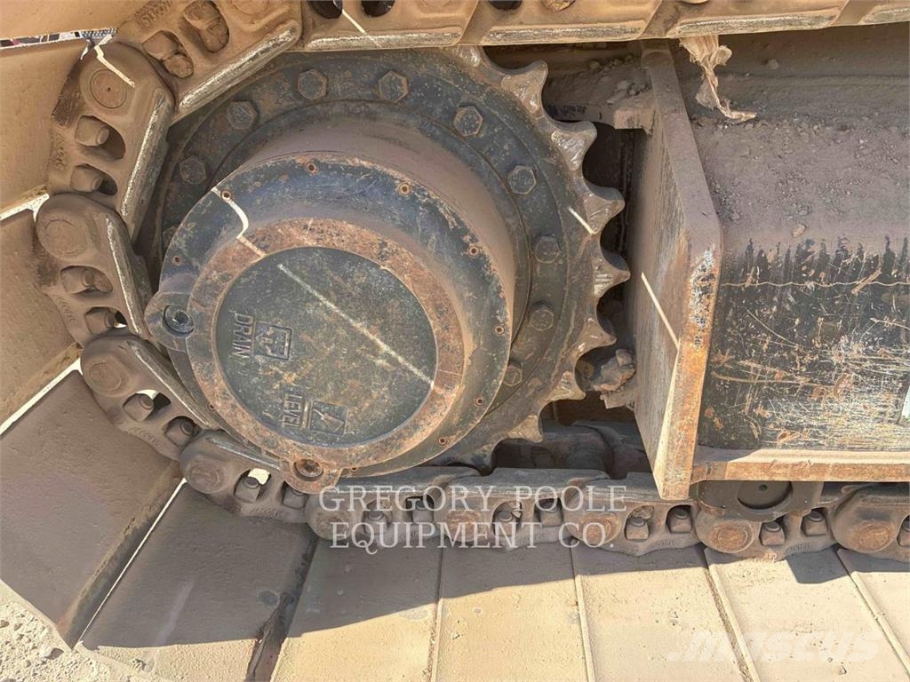 CAT 33607 Raupenbagger