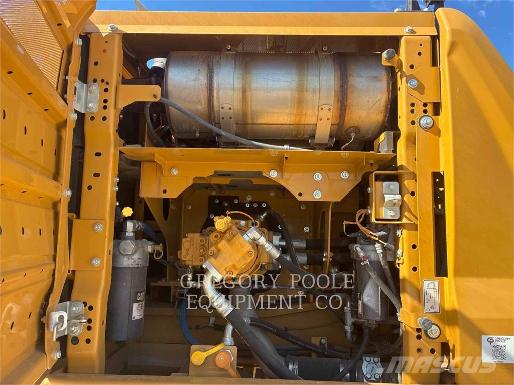 CAT 33607 Raupenbagger