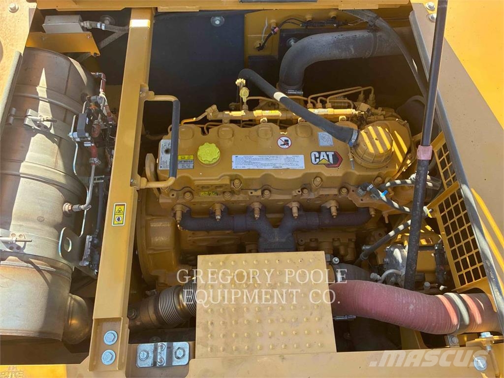 CAT 33607 Raupenbagger