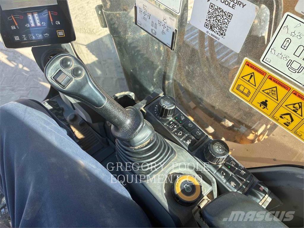 CAT 33607 Raupenbagger