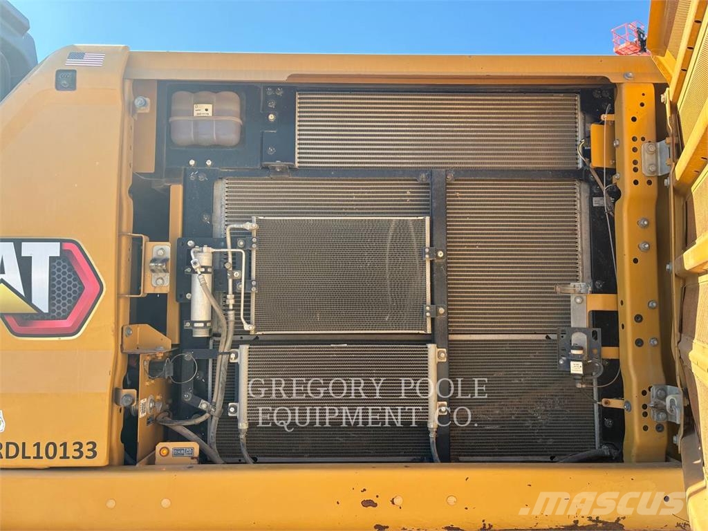 CAT 33608 Crawler excavators