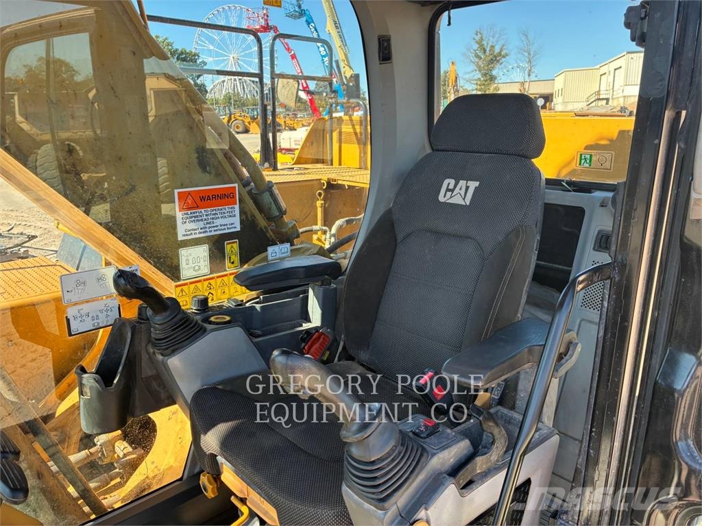 CAT 33608 Crawler excavators