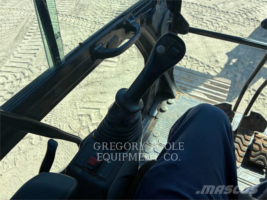 CAT 33608 Crawler excavators