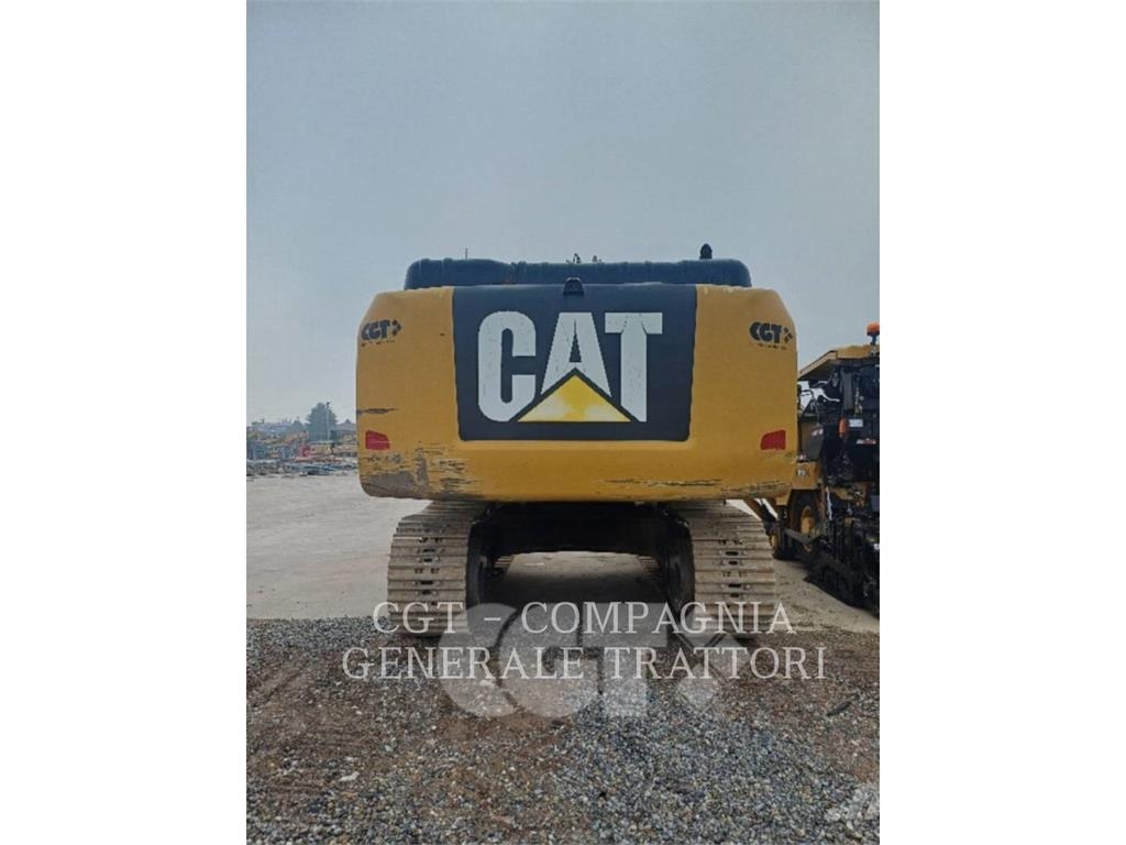 CAT 336F Paletli ekskavatörler