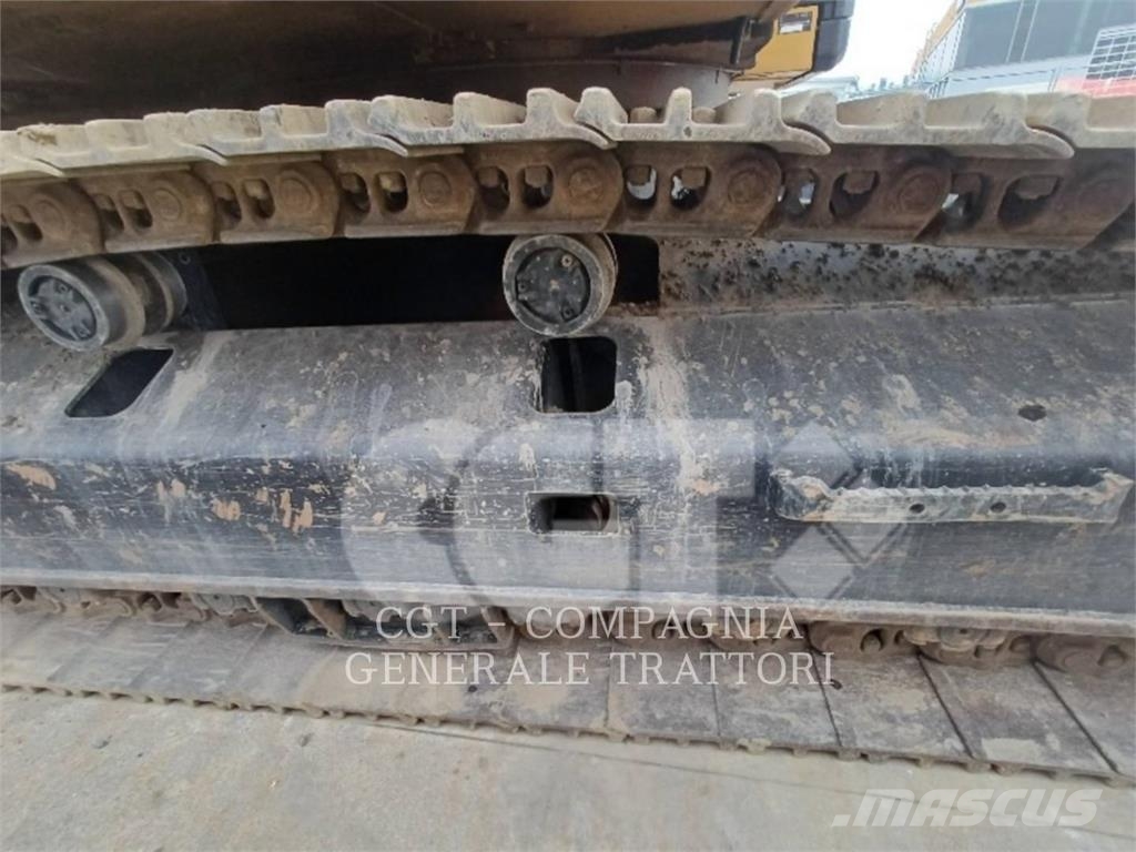 CAT 336F Paletli ekskavatörler