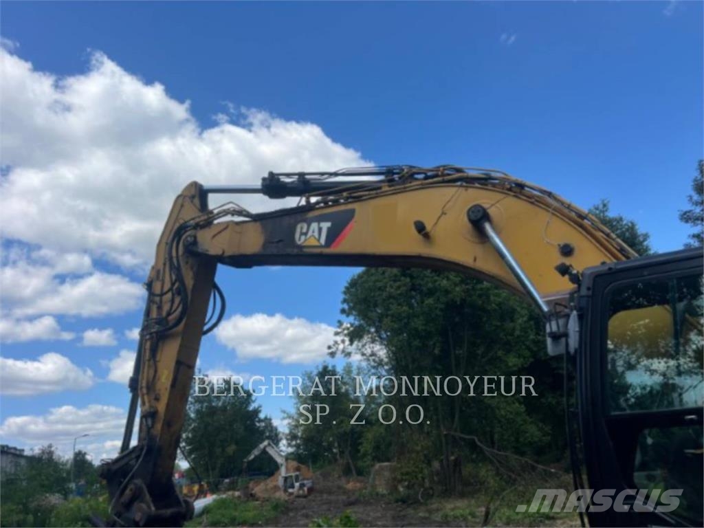 CAT 336FL Telakaivukoneet
