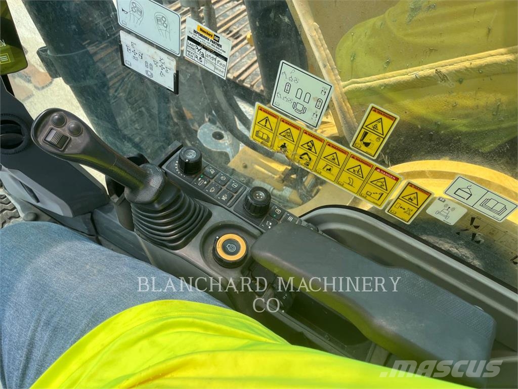 CAT 340 Гусеничні екскаватори