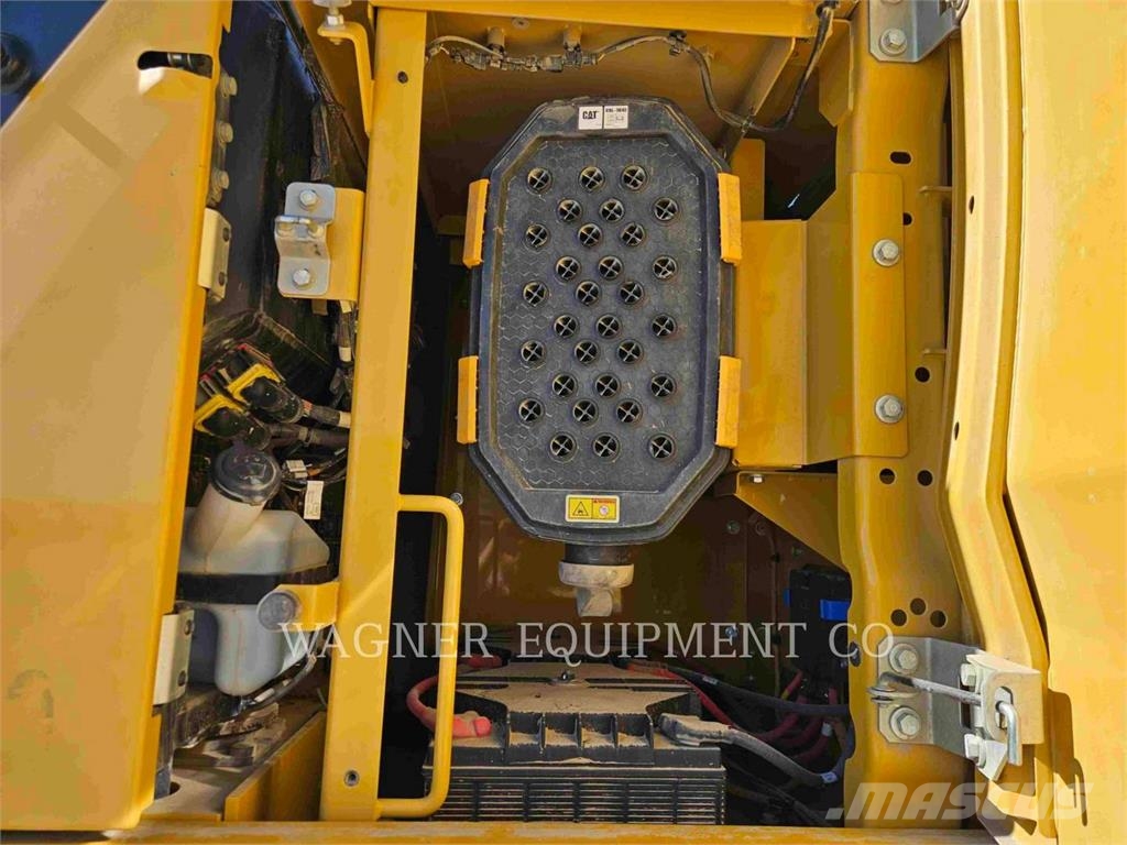 CAT 34008 Roomikekskavaatorid