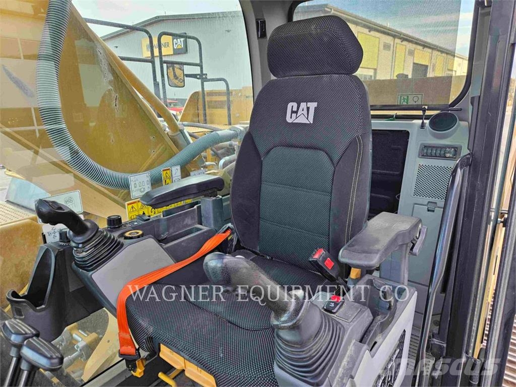CAT 34008 Raupenbagger