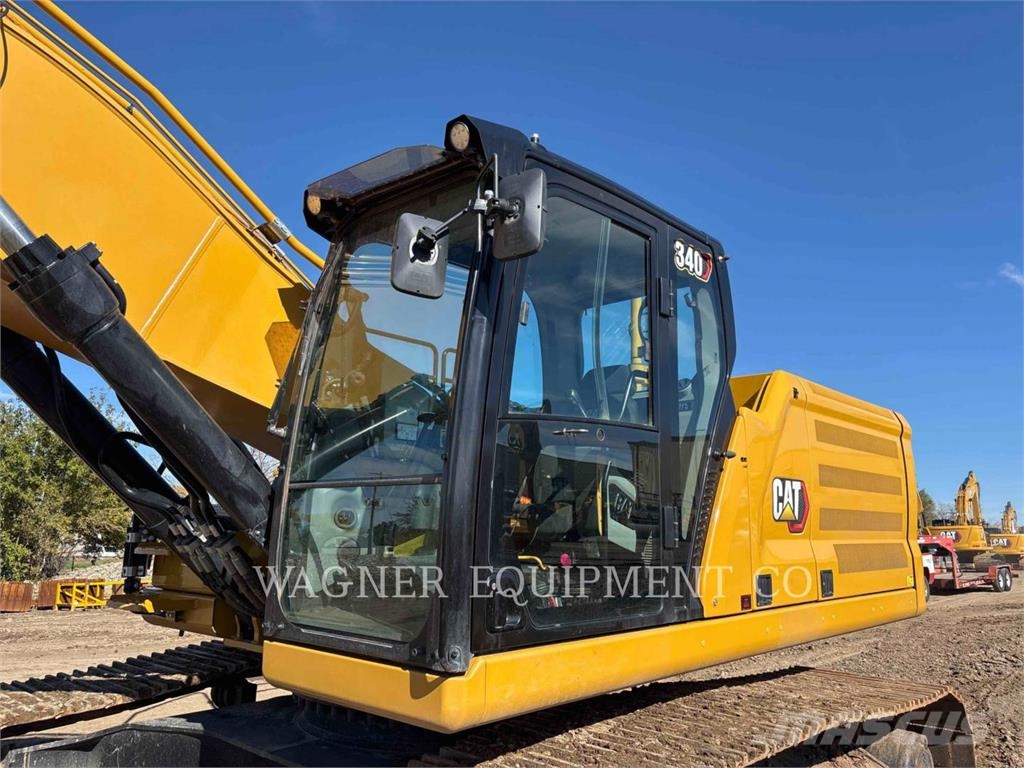 CAT 34008 حفارات زحافة