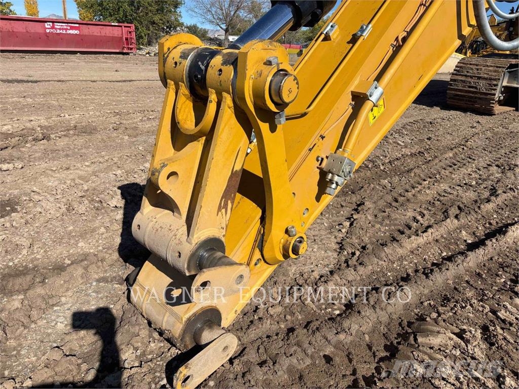 CAT 34008 حفارات زحافة