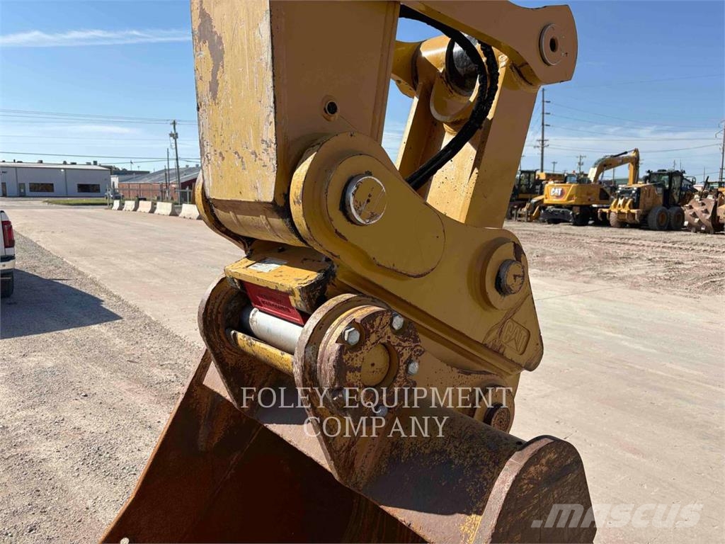 CAT 34008 Raupenbagger