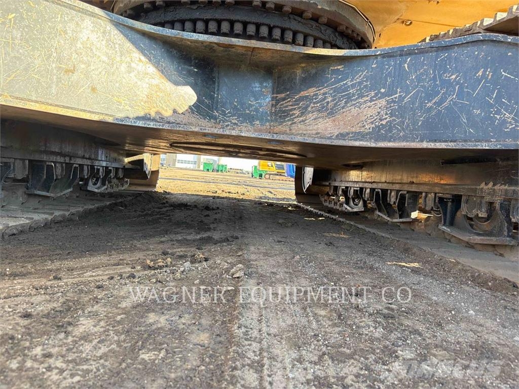 CAT 34907 Raupenbagger