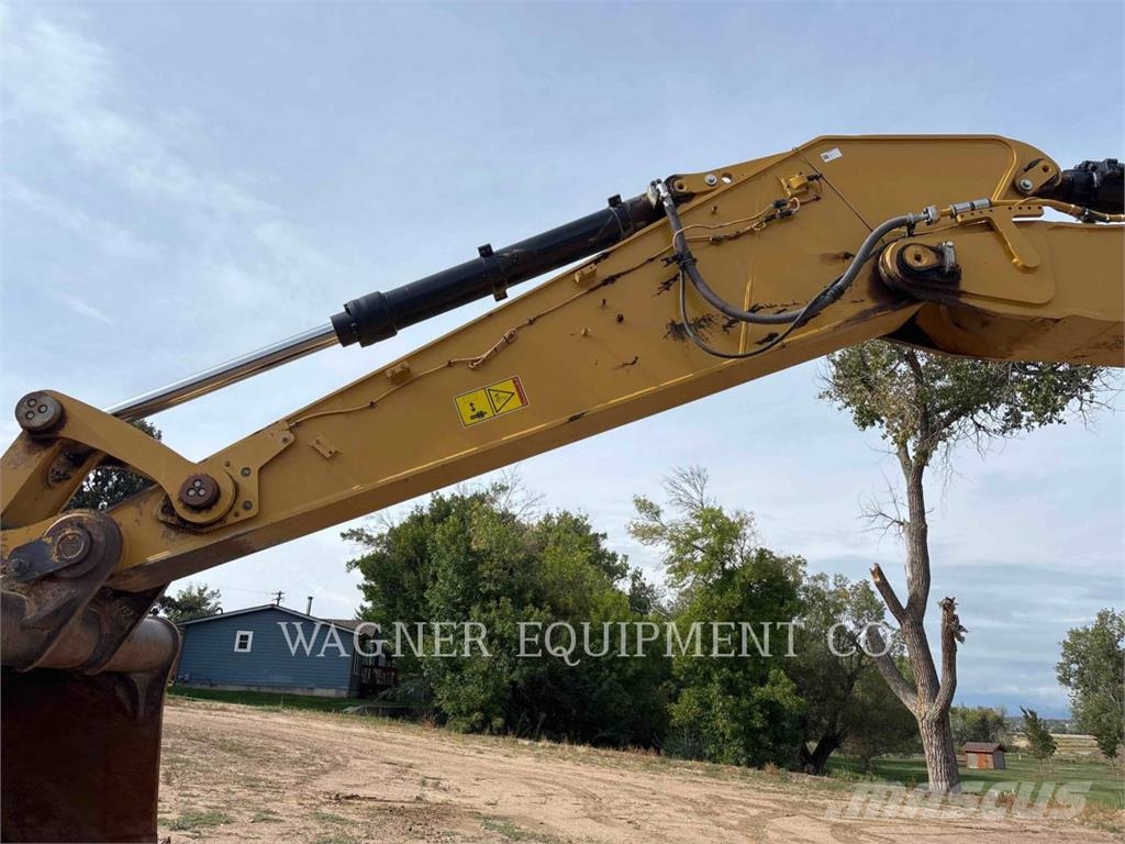 CAT 34907 履带挖掘机