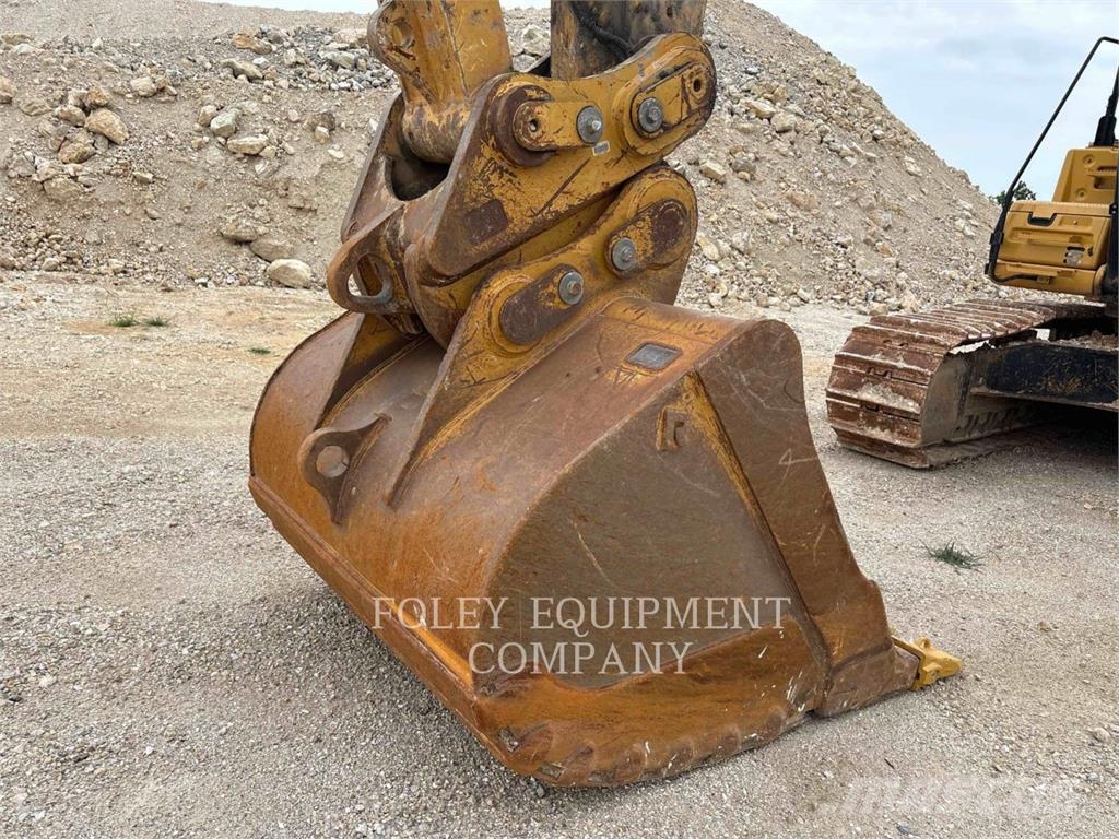 CAT 349FL Crawler excavators