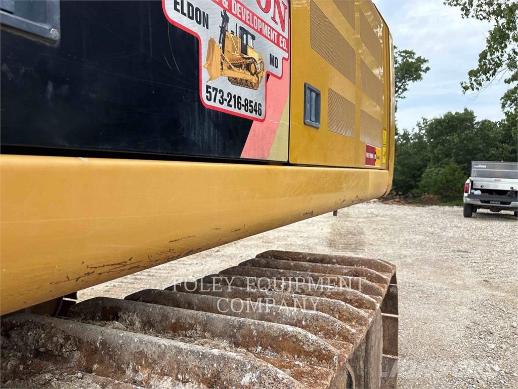 CAT 349FL Crawler excavators