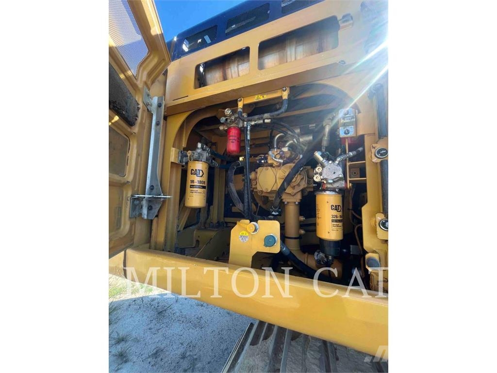 CAT 349FL Lánctalpas kotrók