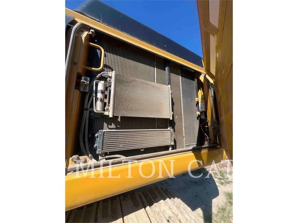 CAT 349FL Lánctalpas kotrók