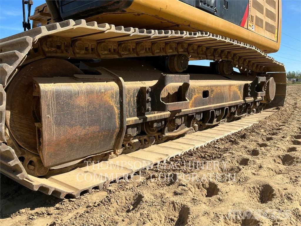 CAT 349FL حفارات زحافة