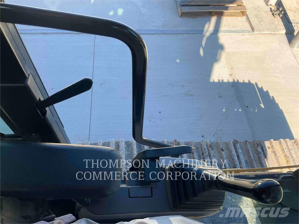CAT 349FL Bagri goseničarji