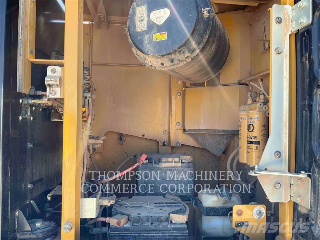 CAT 349FL Bagri goseničarji