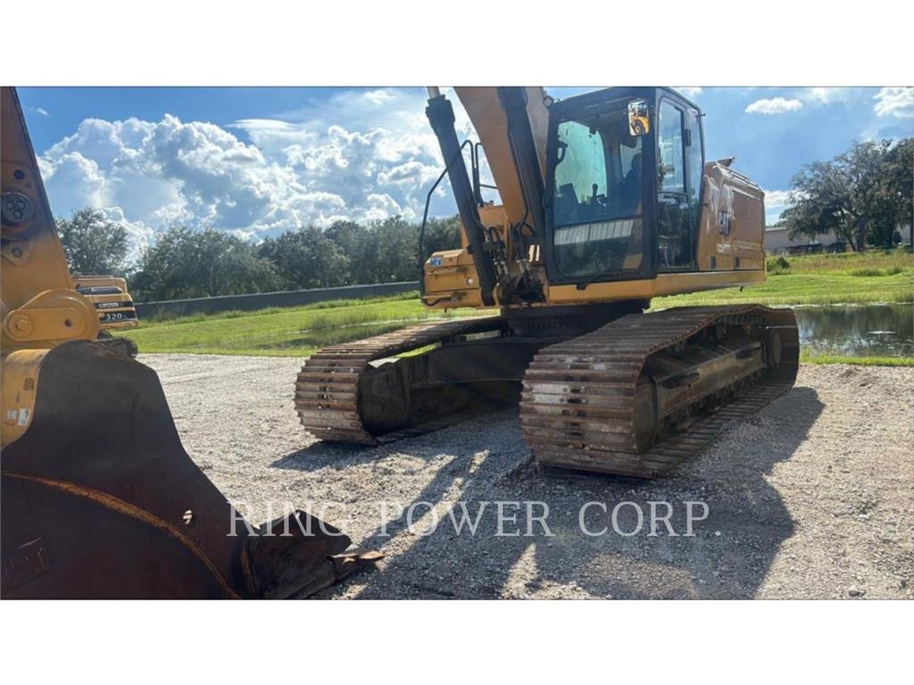 CAT 350-06 حفارات زحافة